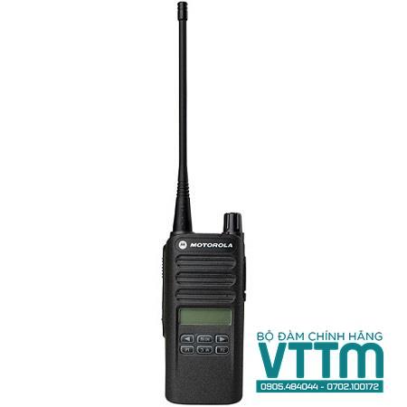 Motorola XiR C2620: Bộ đàm kỹ thuật số UHF, bền bỉ, hiệu quả