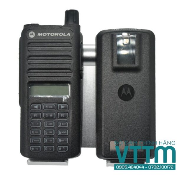 Bộ Đàm Kỹ Thuật Số Motorola XiR C2660 Cầm Tay Chuyên Dụng